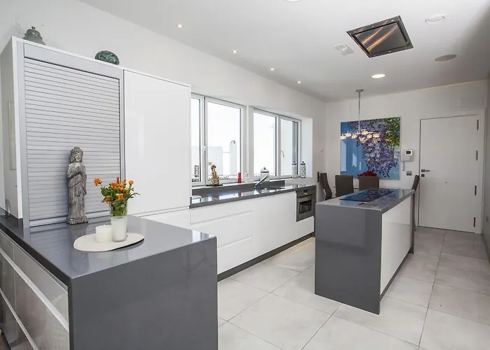 Carabeo San Salvador Apartment